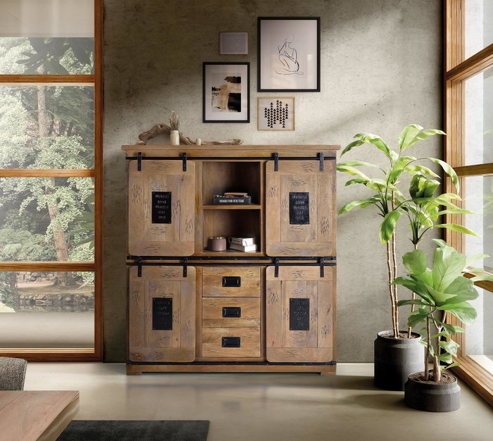 GINER Y COLOMER Alacena de estilo industrial en acacia y metal